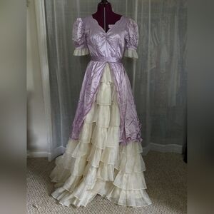 Lilac & lace vintage prom dress